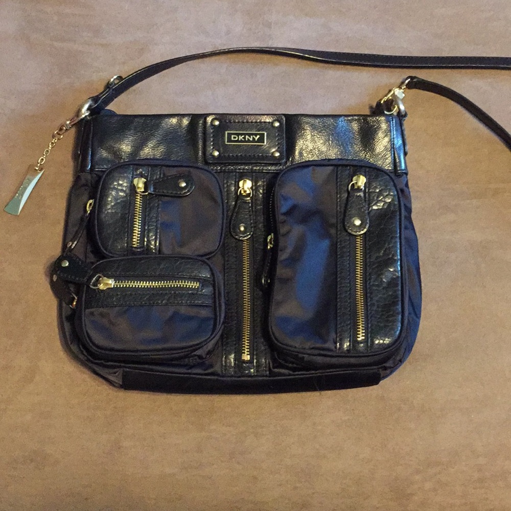 Black DKNY shoulder bag.